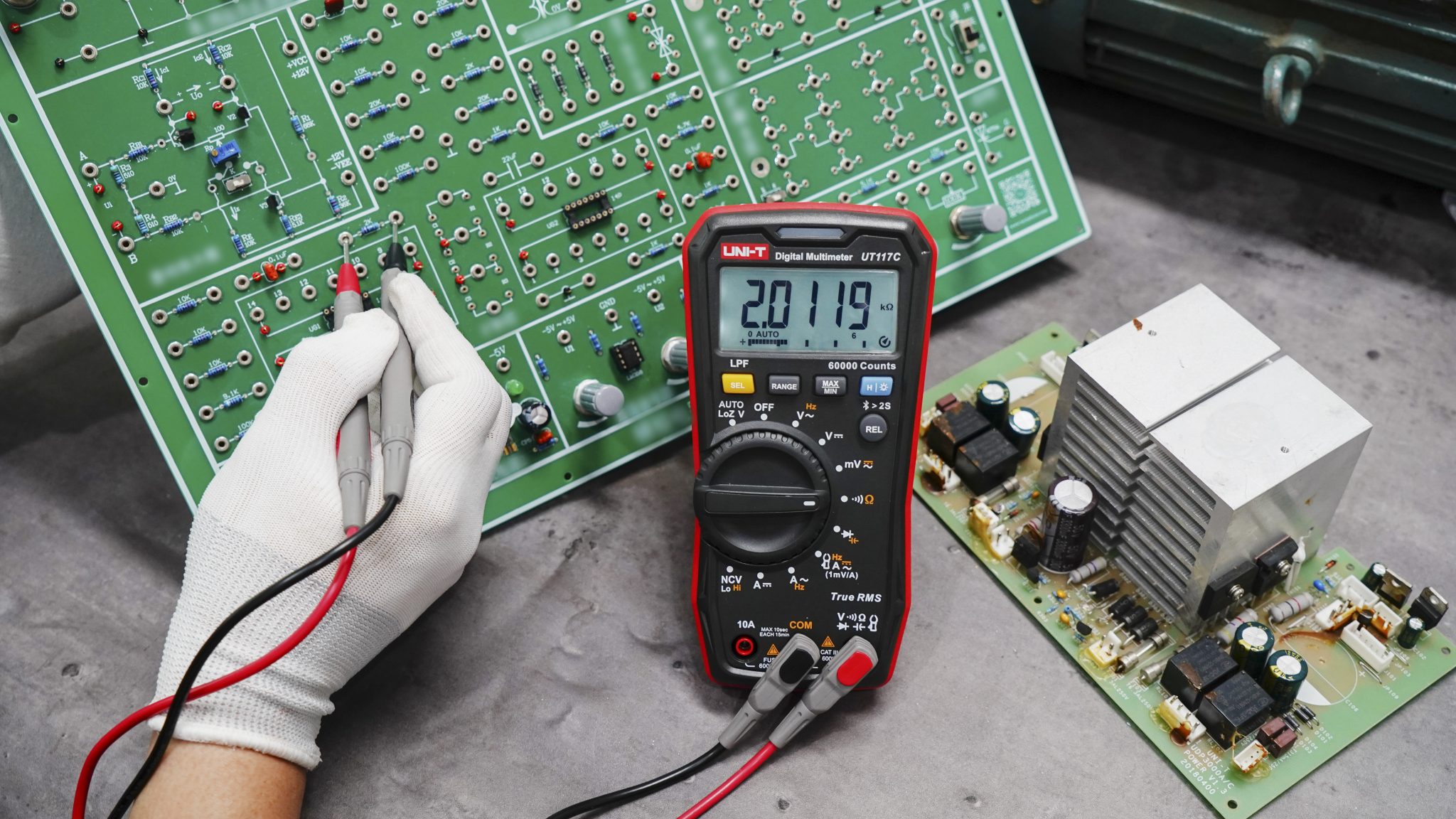 Resistance-measurement-2048x1152 